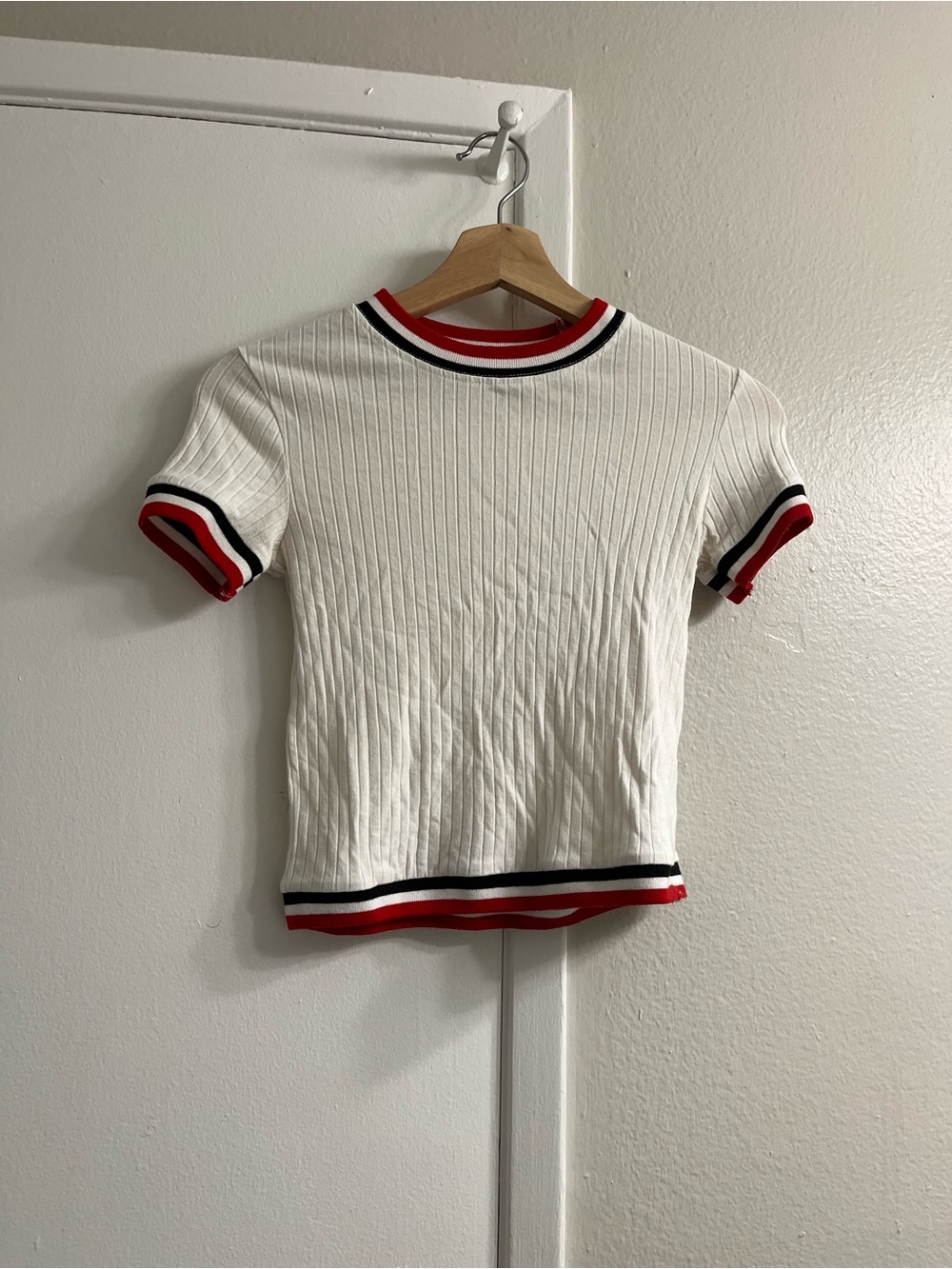 SHEIN White Ribbed Short Sleeve Top with Red and Black Trim